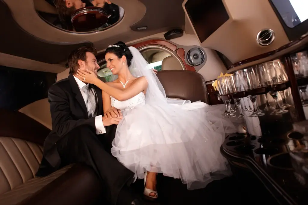 Premier Wedding Services - VIP Miami Limo